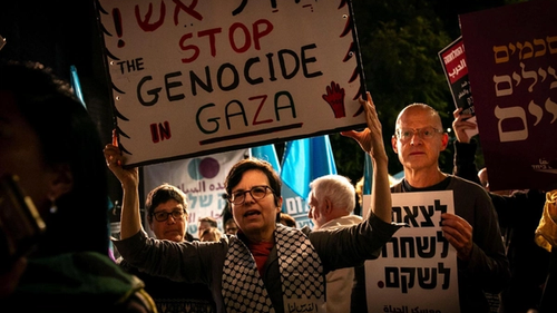 Антивоенная демонстрация в Тель-Авиве в феврале 2024 года